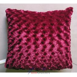 TESCO Rose Faux Fur Cushion Berry Декоративна възглавница